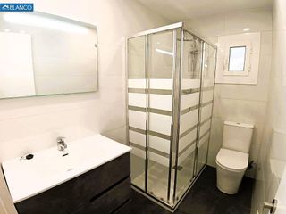 Piso en venta en Collblanc en Hospitalet de Llobregat, L´