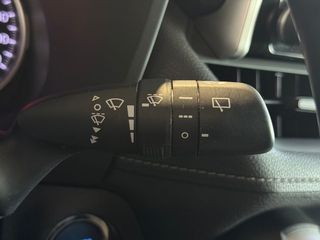 Toyota Rav4 2.5I 220H 220CV 4X2.-" HÍBRIDO ".-" ETIQUETA ECO ".- " BAJO CONSUMO ".- " GARANTÍA OFICIAL TOYOTA ".-