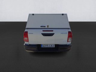 Toyota Hilux 2.4 D-4D Cabina Doble GX