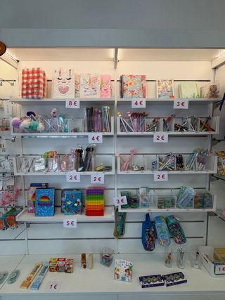 Accesorios y complementos infantiles.