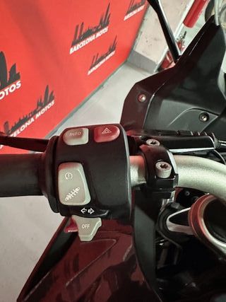 BMW F 800 GT DEL AÑO 2014 !!! MUY BUEN ESTADO !!!