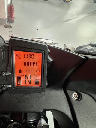 BMW F 800 GT DEL AÑO 2014 !!! MUY BUEN ESTADO !!!