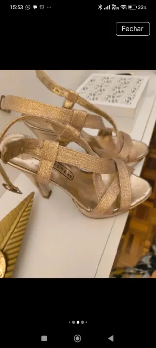 Sandálias douradas Manuel Alves