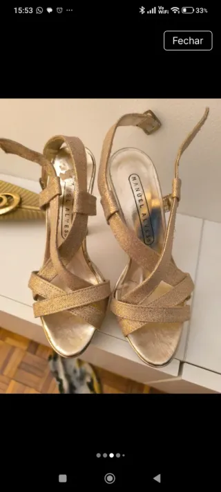 Sandálias douradas Manuel Alves