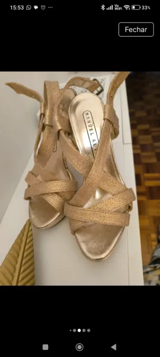 Sandálias douradas Manuel Alves
