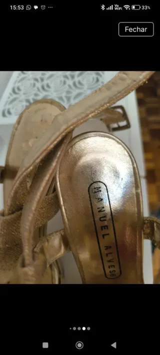 Sandálias douradas Manuel Alves