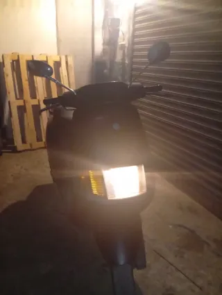 Piaggio Esfera 75 Scooter Negra