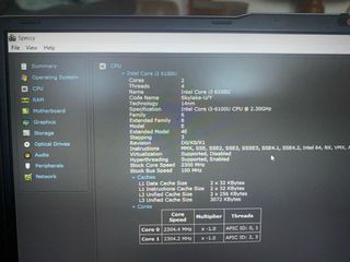 Portátil gris y negro