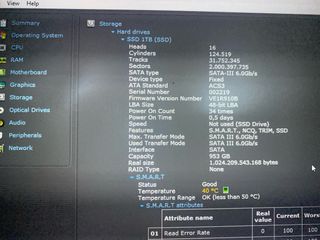 Portátil gris y negro