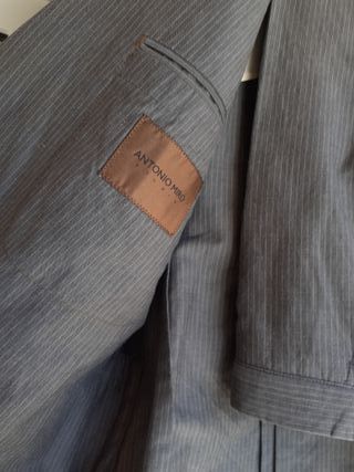 Traje de lino y algodón gris