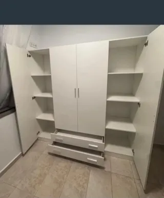 Armario blanco 6 puertas y 2 cajones