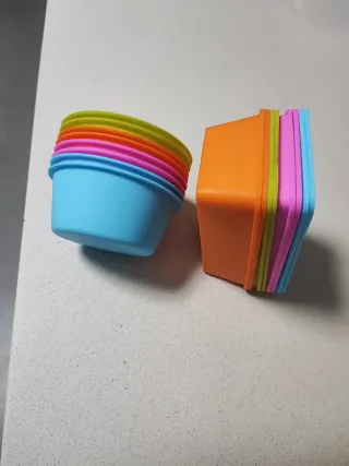 16 Moldes Silicona Rectangulares y Redondos