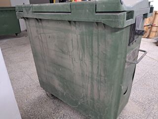 CARRO Contenedor de residuos grande con ruedas