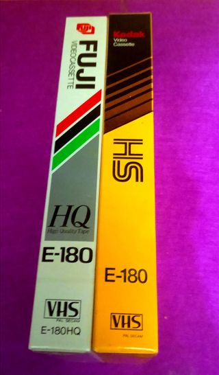 LOTE: "2 VIDEO CASSETTES VHS: KODAK / FUJI E-180"