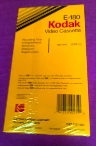 LOTE: "2 VIDEO CASSETTES VHS: KODAK / FUJI E-180"