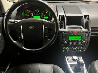 Land Rover Freelander 2012