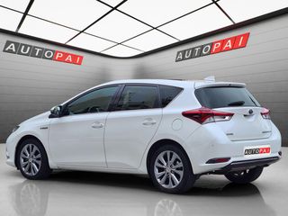 Toyota Auris 1.8 14H híbrido automático