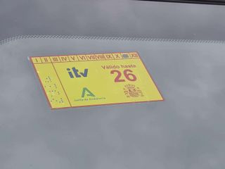 Toyota Auris 1.8 14H híbrido automático