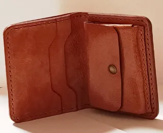 Cartera de cuero artesanal