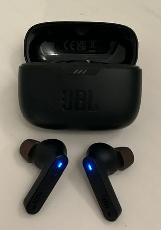 Auriculares JBL Tune 235 TWS Negros