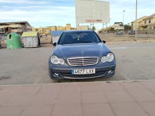 Mercedes-Benz Clase C 2008