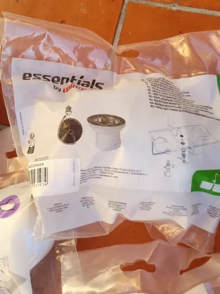 1 Valvola scarico lavandino. 5 Sifone per lavandini.