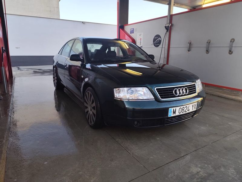 Audi A6 2.4 v6 - foto 1