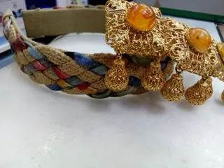 Set capelli dorato con pietre ambra e intrecci