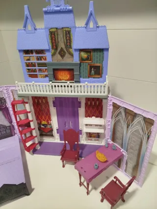 Casa Frozen con Muñecas Anna y Elsa