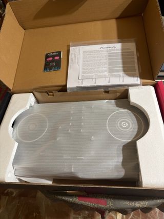 Controladora DJ Pioneer DDJ-400 + funda