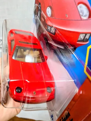 Hot Wheels 1983 Porsche 928S HYW53