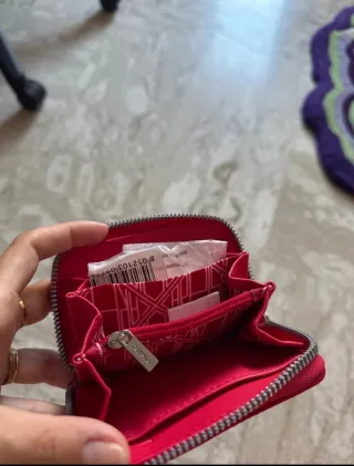 Portafoglio donna Carpisa rosso