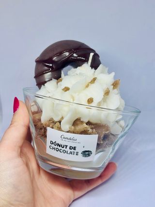 Vela Donut Chocolate en Vaso de Cristal