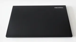 TOSHIBA ORDENADOR PORTÁTIL LAPTOP i7 SSD