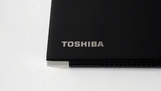 TOSHIBA ORDENADOR PORTÁTIL LAPTOP i7 SSD