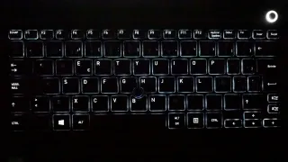 TOSHIBA ORDENADOR PORTÁTIL LAPTOP i7 SSD