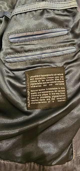 Chaqueta de piel marca Naf Naf. Talla 36
