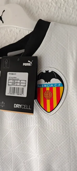 Conjunto del Valencia CF para niñ@. Talla 4-5 años