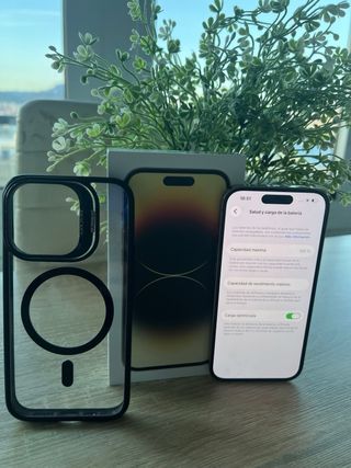 iPhone 14 Pro Dorado