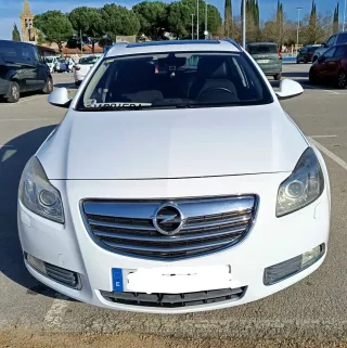 Opel Insignia del año 2010 sport  160 cv