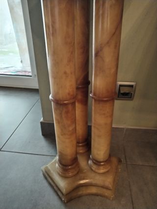 Figura decorativa de mármol