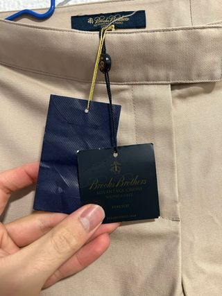 Pantalones beige Brooks Brothers mujer