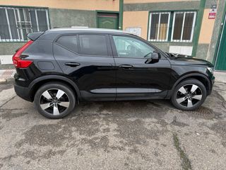 Volvo XC40 1.5 t3 163cv