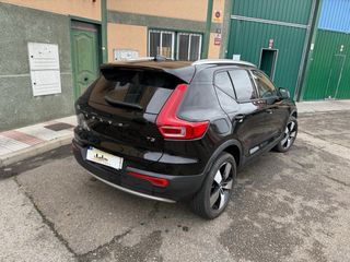 Volvo XC40 1.5 t3 163cv