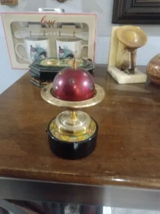 Encendedor/Caja Musical Años 70