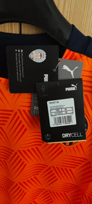 Camiseta del Valencia CF. Talla 11-12 años