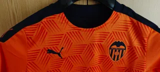 Camiseta del Valencia CF. Talla 11-12 años