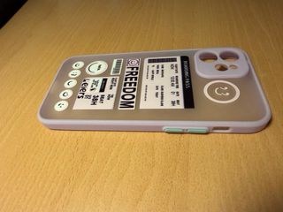 Funda iPhone 12 Morada con Diseño