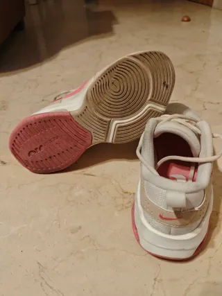 Zapatillas Nike Air Zoom Bella 6 Talla 39