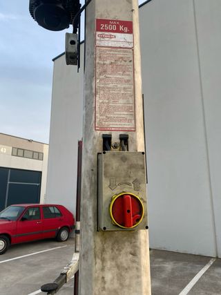Elevador de coches Istobal 2500kg